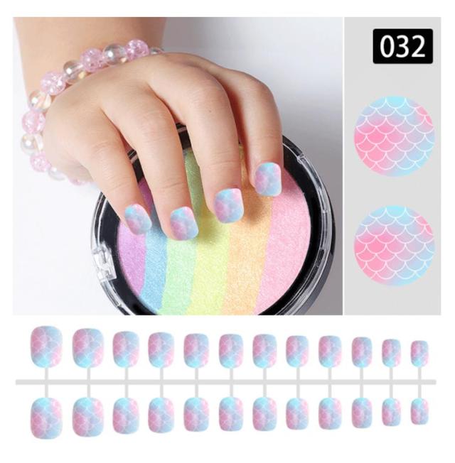 可愛いキャラクターネイルチップセット 女の子 ネイルチップセット キッズ用 キッズ 可愛い ネイル