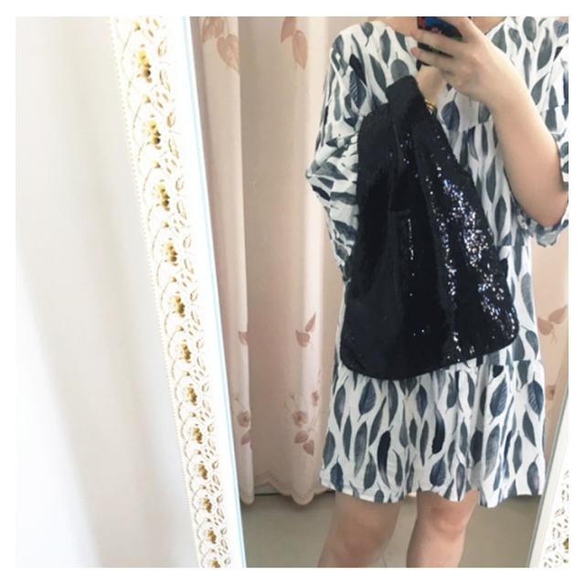 《》煌くスパンコールが存在感抜群。レディースバッグ きらきら バッグ トートバッグ 手提げバッグ カジュアルバッグ スパンコール ゴールド 金 シルバー 銀 緑 グリーン おしゃれ 鞄