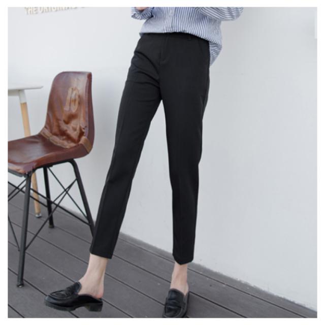 《》綿混のスーツ生地が上品に見える。テーパードパンツ スラックスパンツ アンクルパンツ テーパード スラックス ボトムス 通勤 オフィス クロップド丈 カジュアル キレイめ シンプル 無地 美脚 春夏送料無料