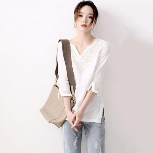 決算特価 送料無料 シャツ レディース 七分袖 スキッパー 白 Vネック ブラウス 無地 Tシャツ 胸元レース シンプル スリット 海外輸入 Kishakatoliketiranedurres Com