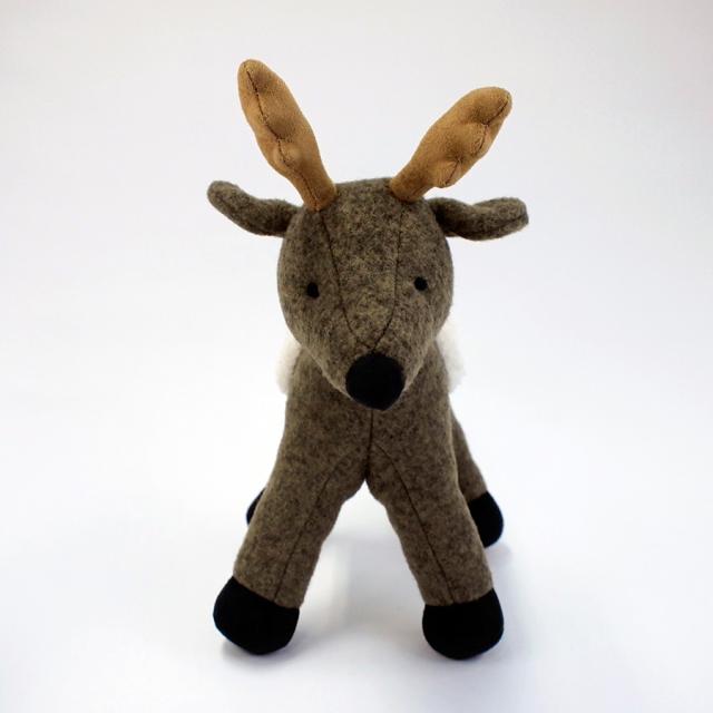 ガンド ぬいぐるみ