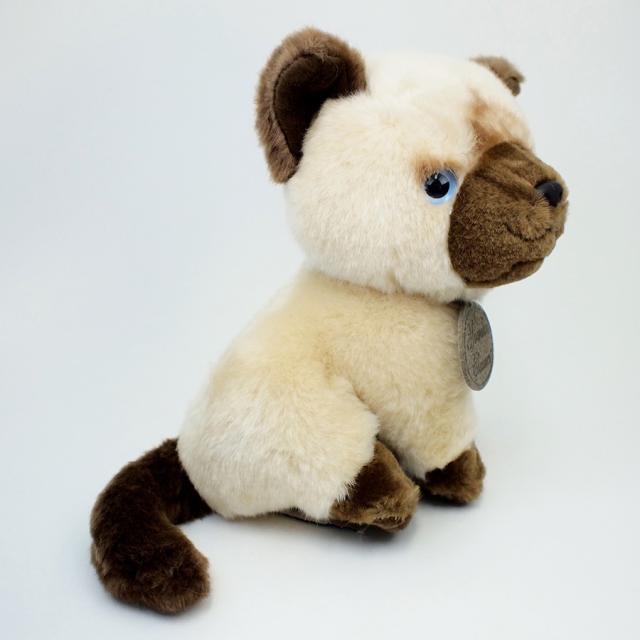 ぬいぐるみ ネコ