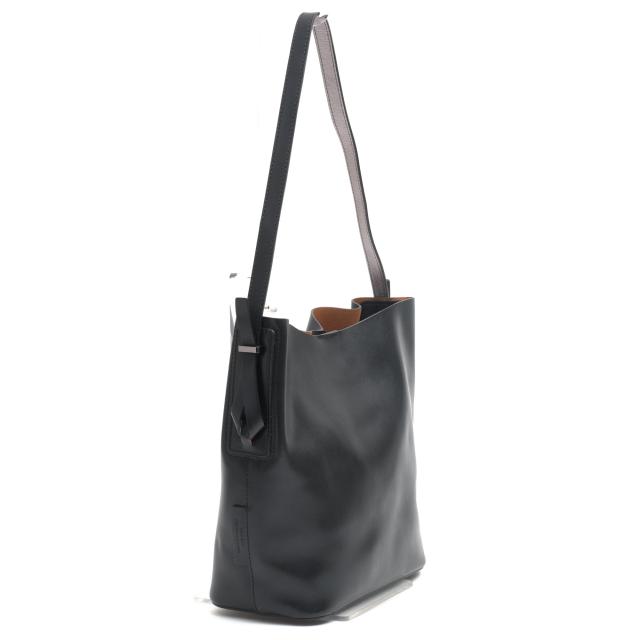 ジャンニキャリーニショルダーバッグバケツ型レザーブラック