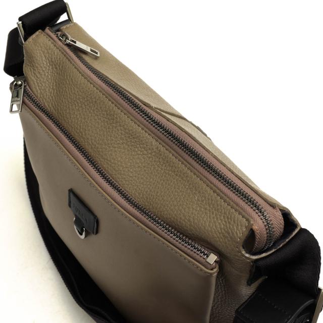 ○フルラ FURLA 牛革 ショルダーバッグ ULISSE M CROSSBODY ユリッセ