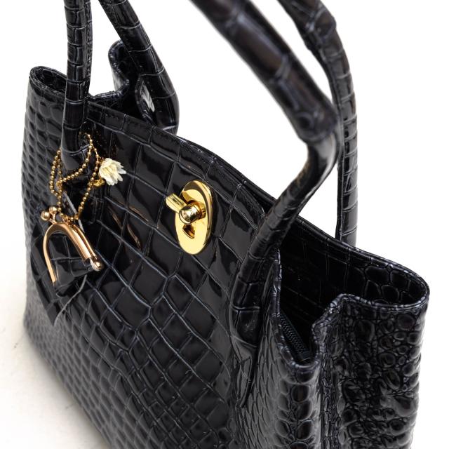 Takano 鎌倉高野 シャイニングエナメルレザー ハンドバッグ ランプバック ○鎌倉高野 Takano シャイニングエナメルレザー 牛革 ハンドバッグ