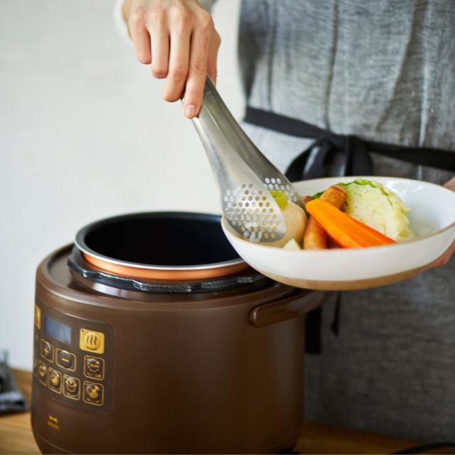 BRUNO 電気圧力鍋 マルチ圧力クッカー crassy+ （ ブルーノ 電気式 圧力鍋 圧力なべ 圧力式電気鍋 電気式圧力鍋 1.5L おしゃれ レシピ付き 時短 炊飯器 離乳食 幼児食 介護食 マルチクッカー 簡単調理 キッチン家電 調理家電 ）