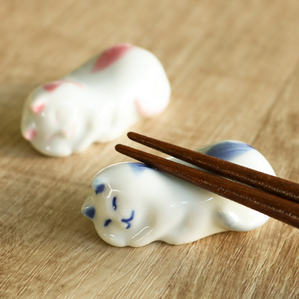 ゆずりは工房　猫の箸置き　4点セット 猫箸置き 4個: キッチン雑貨 | スイーツ・グルメ・ギフトの通販