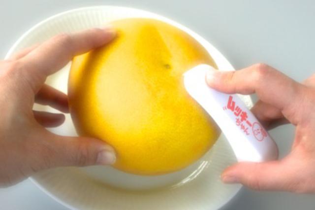 皮むき器 ムッキーちゃん 日本製 （ 柑橘類皮むき器 みかんの皮