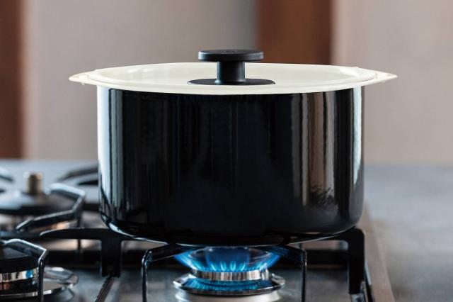 象印 自動調理鍋 ホーロー電気調理鍋 （ ZOJIRUSHI 象印マホービン 電気鍋 自動調理器 お手入れカンタン 電気なべ 2.3L 電気 鍋 炊飯器 煮込み カレー パック調理 ホワイト シンプル 調理家電 キッチン家電 多機能 ）