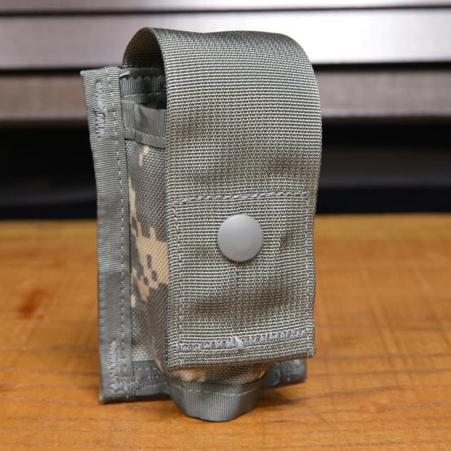 米軍放出品グレネードポーチMOLLEII40MMACU/UCP迷彩