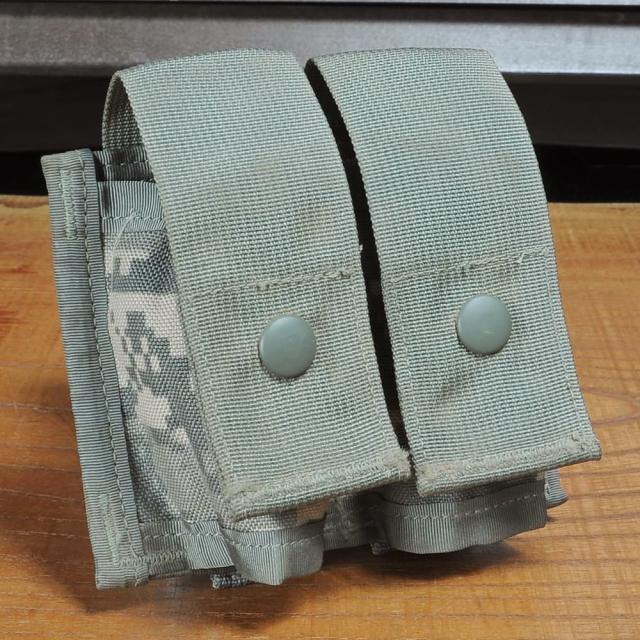 米軍放出品ダブルグレネードポーチMOLLEII40MMACU/UCP迷彩