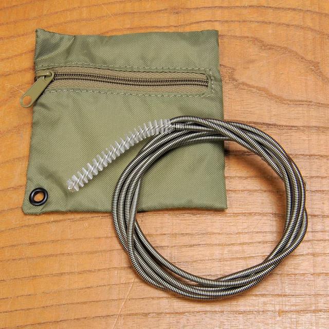 イギリス軍放出品クリーニングキットハイドレーションシステム用収納袋付き
