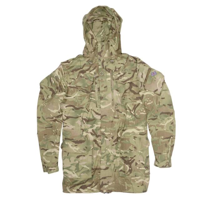 イギリス軍放出品マウンテンパーカー裏地メッシュなし国旗パッチ付きMTPカモ防風防寒スモック