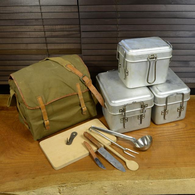 1972年製 チェコ軍　メスキット チェコ軍放出品 フィールドキッチンセット Va54 メスキット 食器