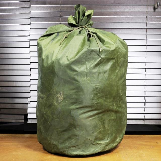 アメリカ軍放出品ランドリーバッグ防水バッグOD