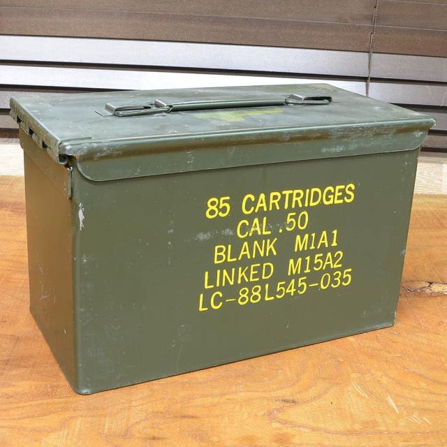 米軍放出品アモカンSize2Cal.50キャリバー弾薬箱