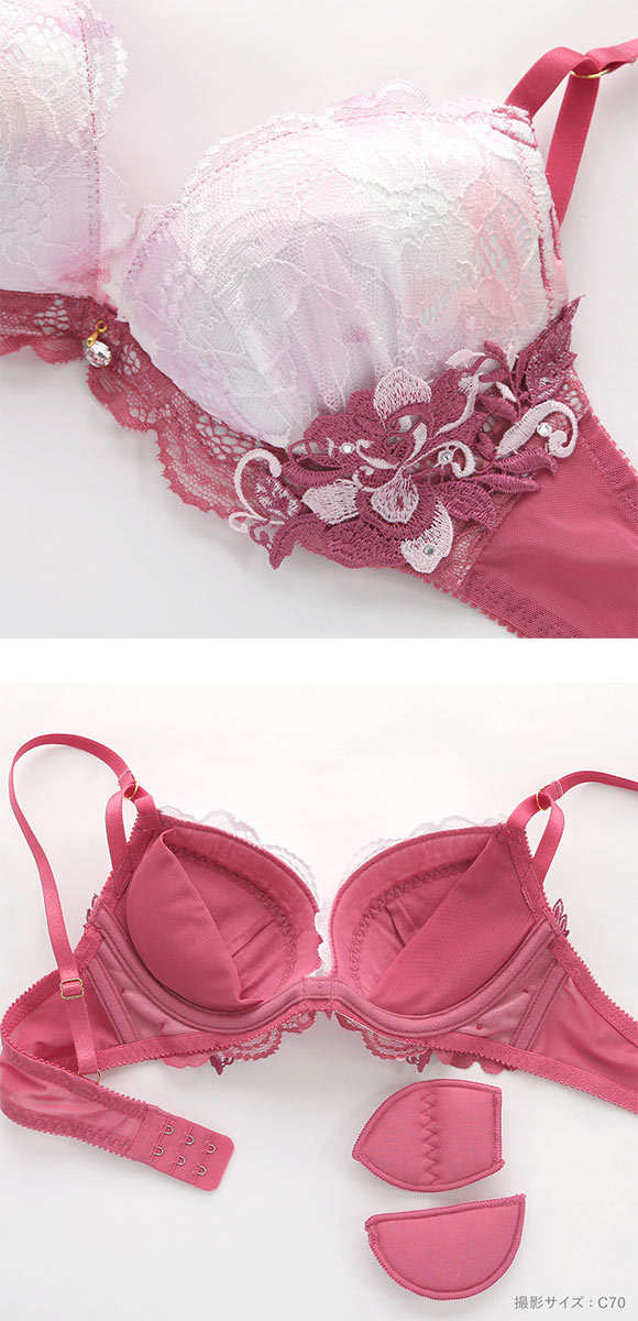 セントオードリーティアラ