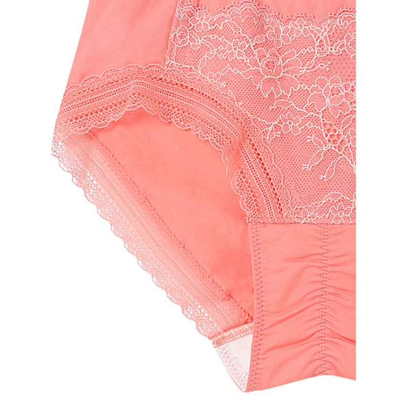 ウンナナクール