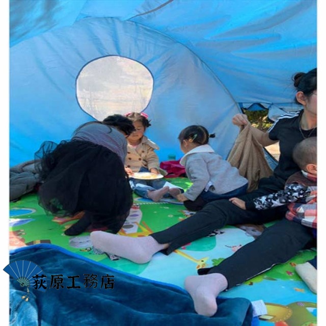 再入荷リクエスト殺到 売上急増中 人気急上昇 アウトドア キャンプ 軽量 通気性 買い逃し注意 プール 海 防災 UVカット 花見 日よけ 公園遊び レジャー 5-6人用 簡易テント サンシェード 大きいサイズ ワンタッチテント ビーチ 紫外線防止