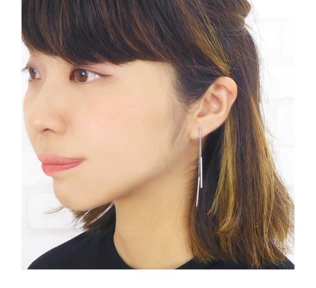 ピアスモデル