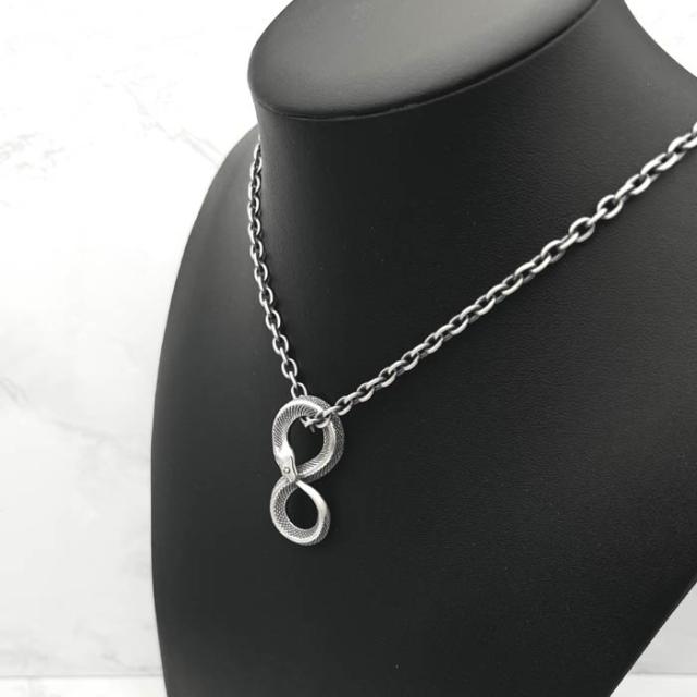 Mad Graffiti ペンダントトップ イモータル M シルバー925 Mad Graffiti イモータル M ペンダントトップ ネックレス