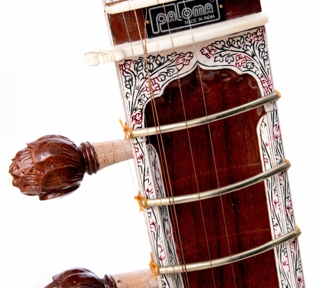 送料無料】 【PALOMA社製】高級シタールセット（グラスファイバーケース） / Sitar インド 楽器 弦楽器 民族楽器 インド楽器  エスニッの通販はau PAY マーケット - インド アジアの雑貨と衣料 - TIRAKITA | au PAY マーケット－通販サイト