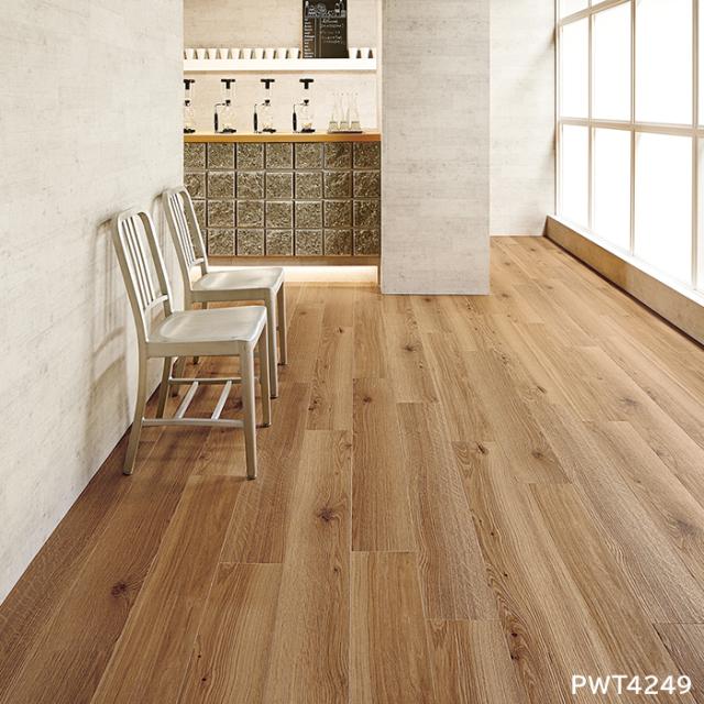 ロイヤルウッド