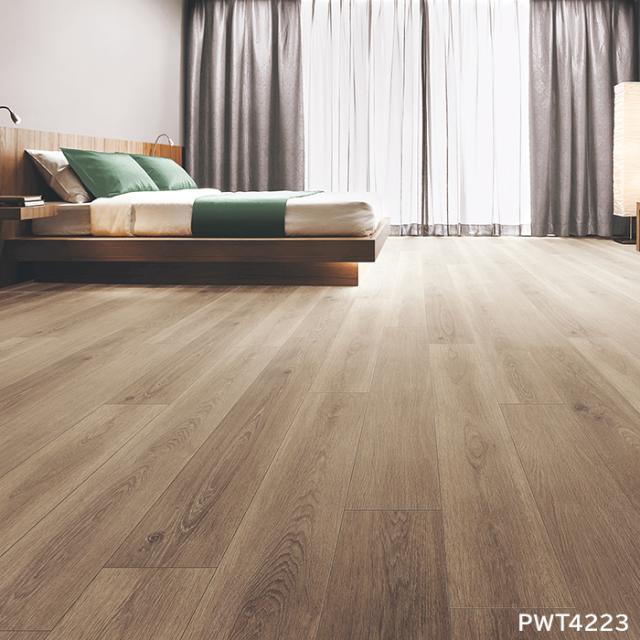 ロイヤルウッド