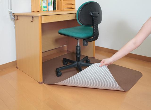 吸着 チェアマット 滑り止めマット 滑り止めシート デスク足元マット(Y) 日本製