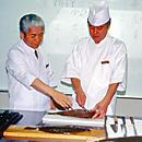 釣り人 料理ファン必見プロ直伝魚のさばき方 DVD（＊さばき方手順グラビア解説付き 送料無料-1