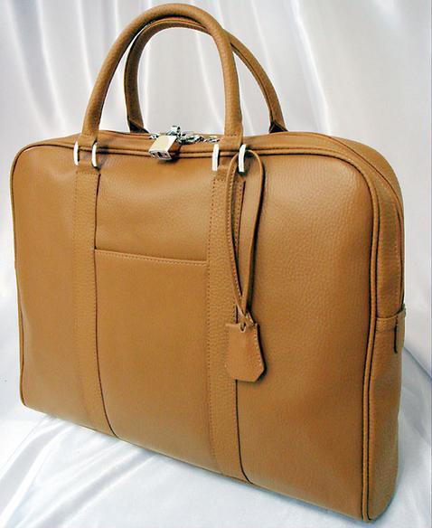 エンボス加工牛床革ビジネスバッグ AN-85CAM 南京錠付ブリーフケース MOMO 送料無料-3