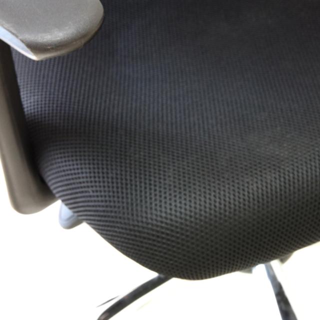 ヘッドレスト付で長時間座っても疲れにくいチェアー 組立家具 コンフォート 送料無料-5