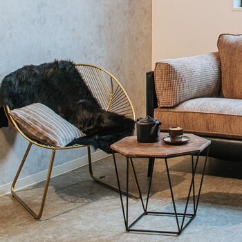 八角形のデザインが特徴的なサイドテーブルienowa エンマ 送料無料-2