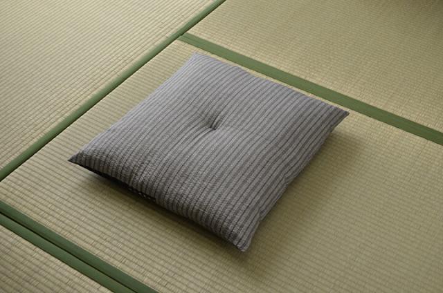 座布団 約55×59cm 2枚組 銘仙判 しじら 日本製 綿100% 和柄ゆかり 座布団 送料無料-1