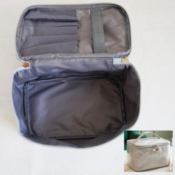 コスメポーチ 収納バッグ 大容量 便利 送料無料 即日発送-5