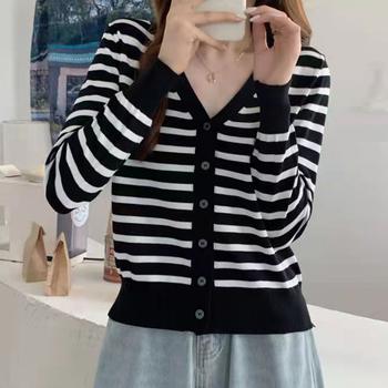 ボーダー柄 ニットカーディガン 送料無料 即日発送-6