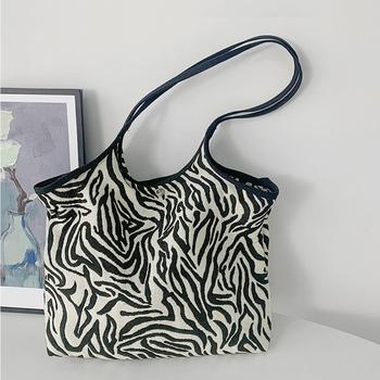 トートバッグ キャンバス ゼブラ柄 送料無料 即日発送-2