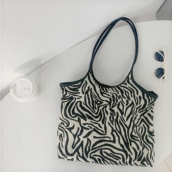 トートバッグ キャンバス ゼブラ柄 送料無料 即日発送-6