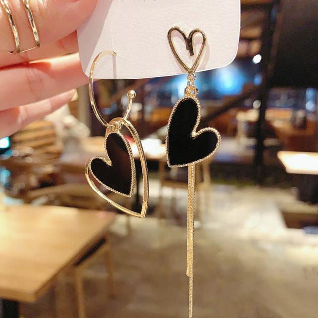 左右非対称 ハートピアス レディース アシンメトリー 揺れる アクセサリー 送料無料 即日発送-4