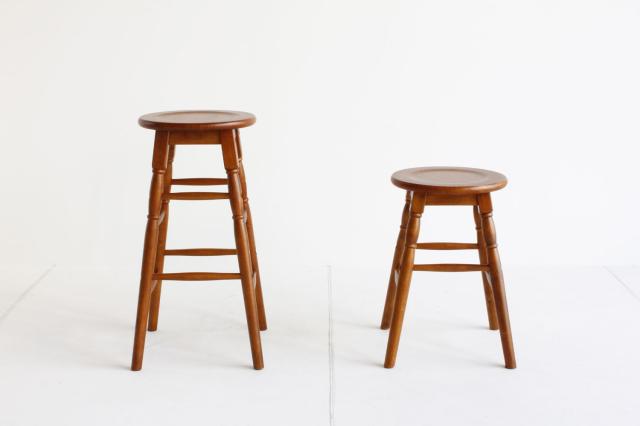 脚のデザインがポイントのロースツール hommage Low Stool 送料無料 即日発送-9