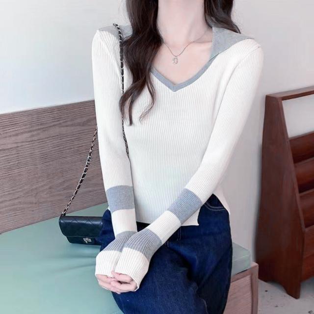 ニットトップス Vネック スリット入り 送料無料 即日発送-4