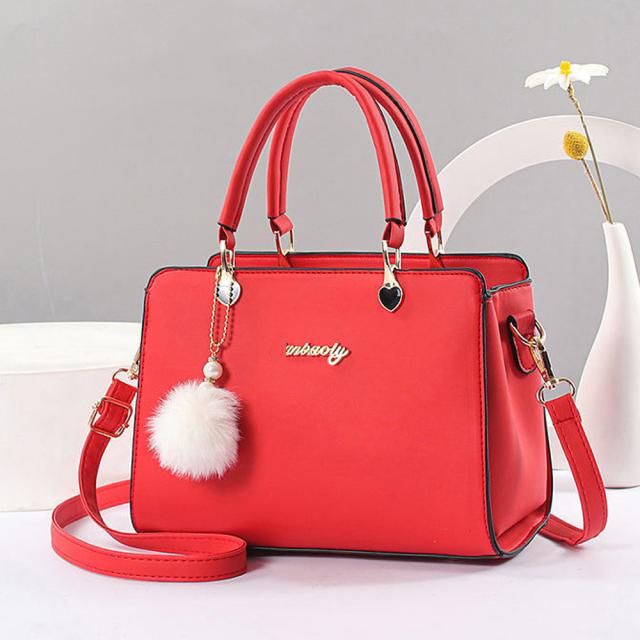 ショルダーバッグ ファーチャーム付き通勤 送料無料 即日発送-8