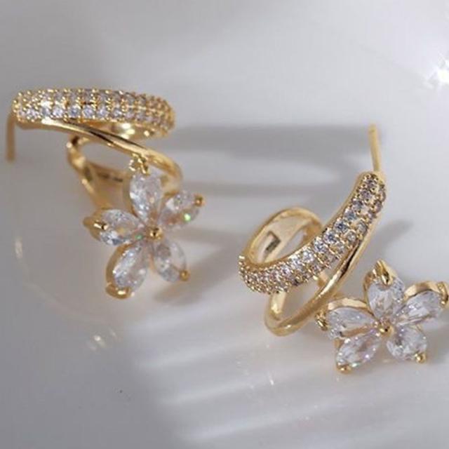 ピアス 花モチーフ レディース きらきら 送料無料 即日発送-9