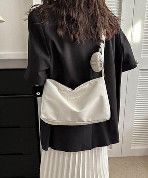 ショルダーバッグ レディース小銭入れ付き 送料無料 即日発送-3