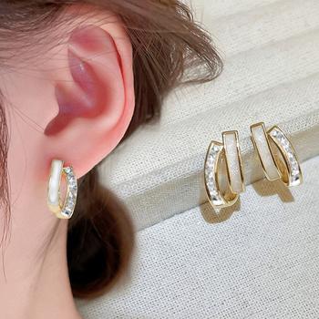 C型 スタッドピアス 上品 小ぶりピアス 送料無料 即日発送-1