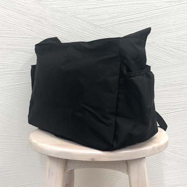 ショルダーバッグ 大容量 ナイロン 黒 送料無料 即日発送-6