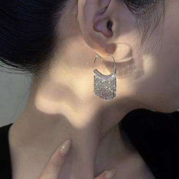 タッセルフープピアス メタルピアス 送料無料 即日発送-3