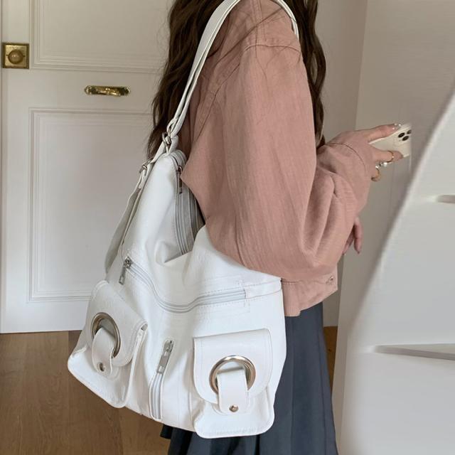 ショルダーバッグ 大容量 2way 送料無料 即日発送-4