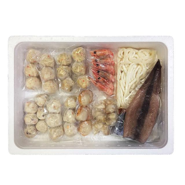 北海道 海鮮つみれ鍋 Cかに入×6 えび入×6 とりごぼう×6 たこ入×6 海老×6 帆立×3 いか×1 つぶ×1袋 冷凍うどん×1 ギフト対応可 送料無料-2
