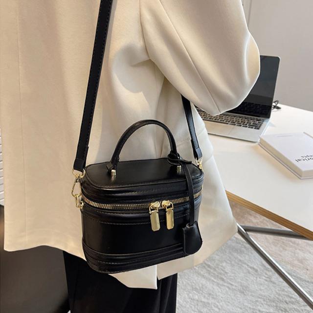 ショルダーバッグ 斜めがけレディース 送料無料 即日発送-4